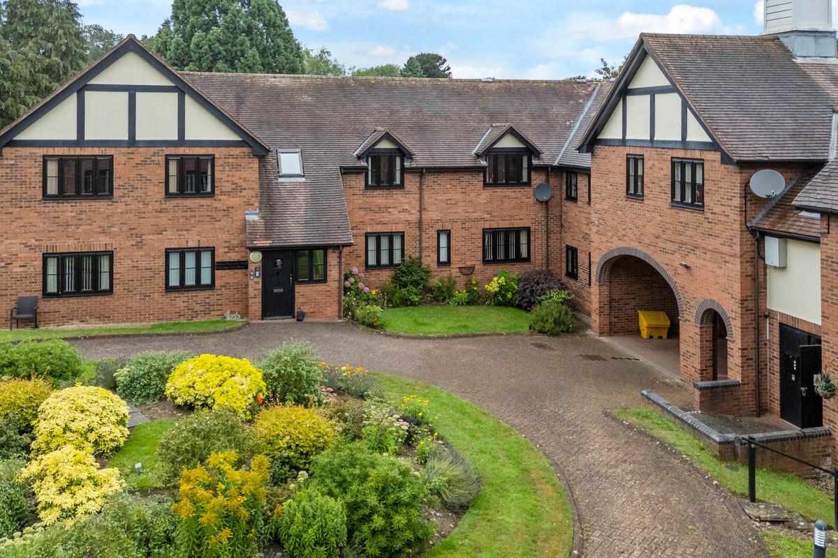 Allesley Hall Drive, Allesley